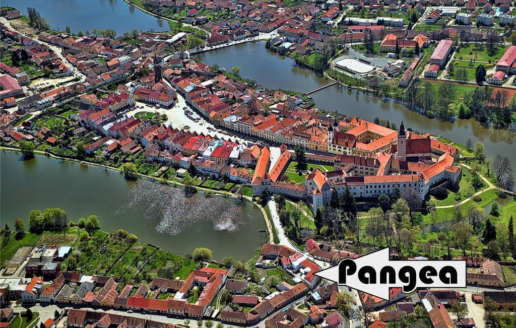 Hotel Pangea Telc Exterior photo